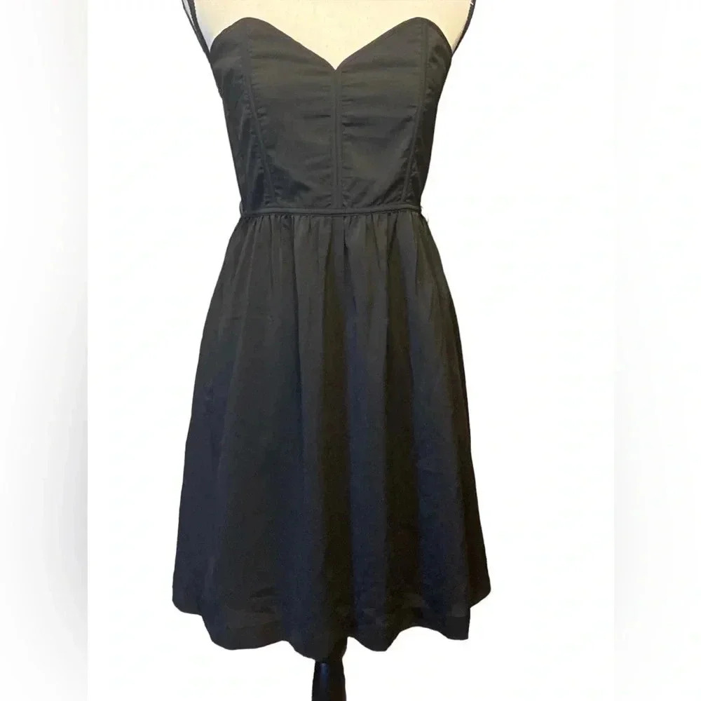 🌹Black strapless Esley dress 🌹